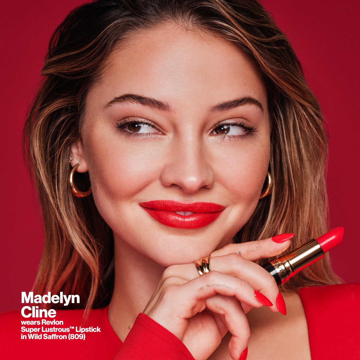 Lápiz labial Revlon Super Lustrous, fórmula cremosa para labios suaves y voluminosos, tacto hidratado, 435 Love That Pink, 0.15 oz