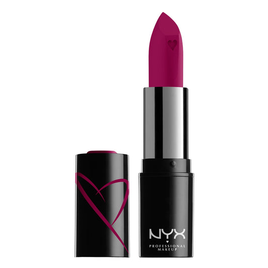 Lápiz labial satinado Shout Loud de NYX PROFESSIONAL MAKEUP con manteca de karité - Dirty Talk (Bright Berry)
