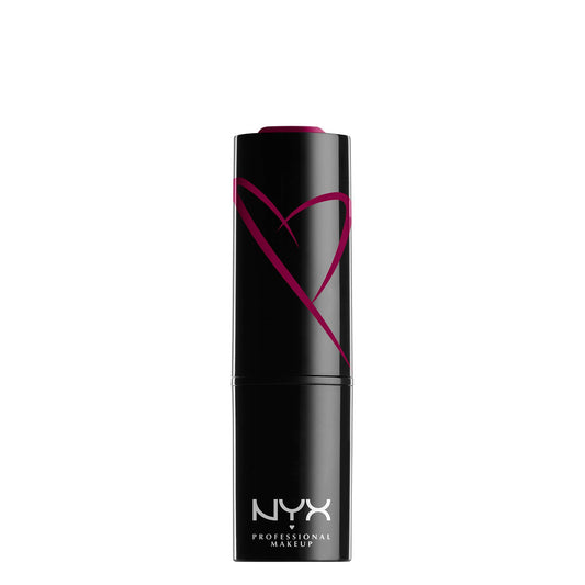 Lápiz labial satinado Shout Loud de NYX PROFESSIONAL MAKEUP con manteca de karité - Dirty Talk (Bright Berry)