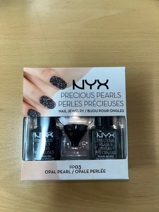 nyx-precious-pearl-nail-jewelry
